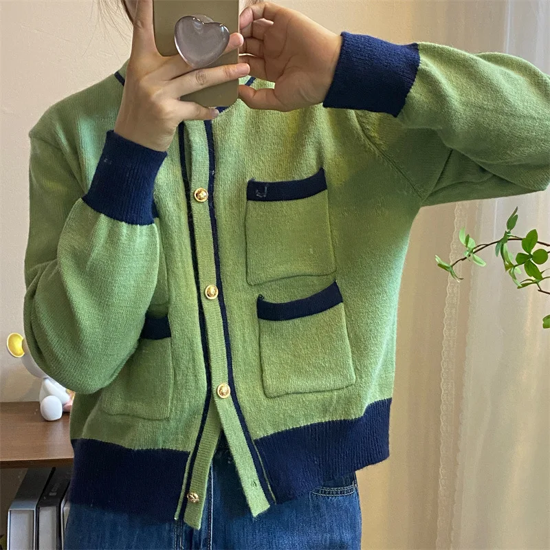 

Autumn Women's New Solid Color Knitted Sweater Korean Version Fashion Casual Retro Cardigan Multi-pocket Crew Neck Sweater Women