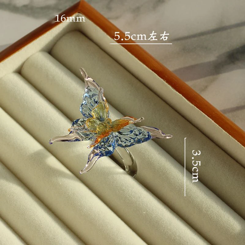 Уникальные разноцветные стеклянные кольца в виде бабочек