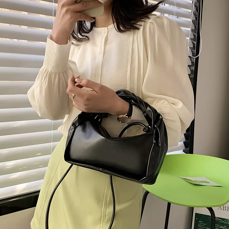 

New Elegant Lady Shoulder Bag Kpop Women Backpack Female Wrinkled Clouds Crossbody Bag Fashion Portable Bag Girls Solid Handbag