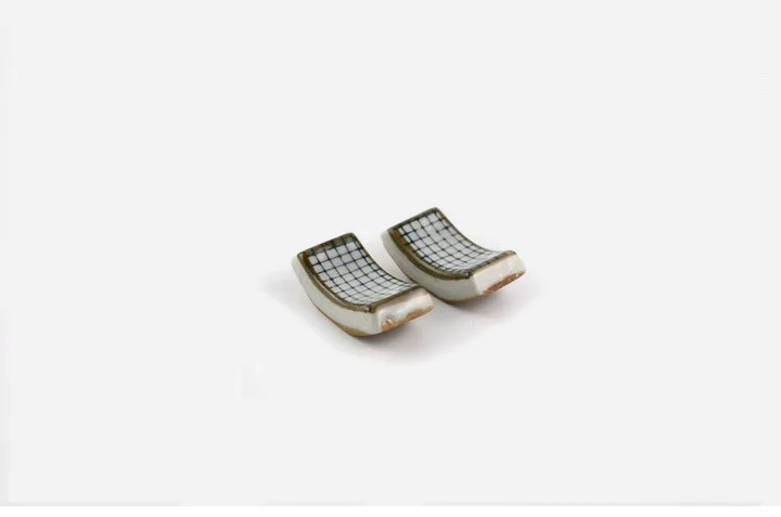 

Pack of 5 pcs Ceramic Chopsticks Holder Japanese Style Plaid Home Hotel Decor