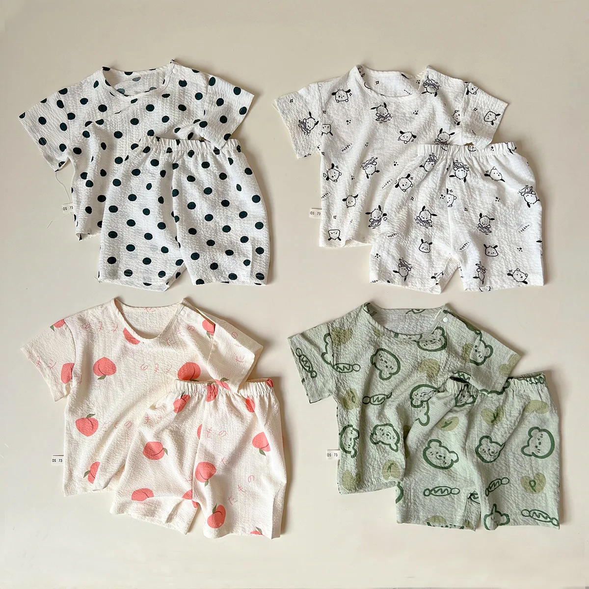 

Infant Cute Cartoon Animal T-shirt Set Boy Girl Children Fruit Print Short Sleeve Tops + Shorts 2 Pcs Baby Cotton Dots Tees Suit