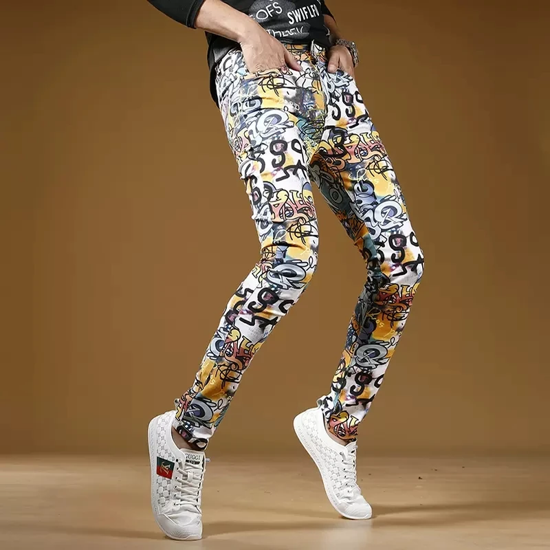 Letter Graffiti White Jeans Men Casual Slim Fit Straight Pants Mens Streetwear Fashion Digital Printing Cotton Denim Trousers