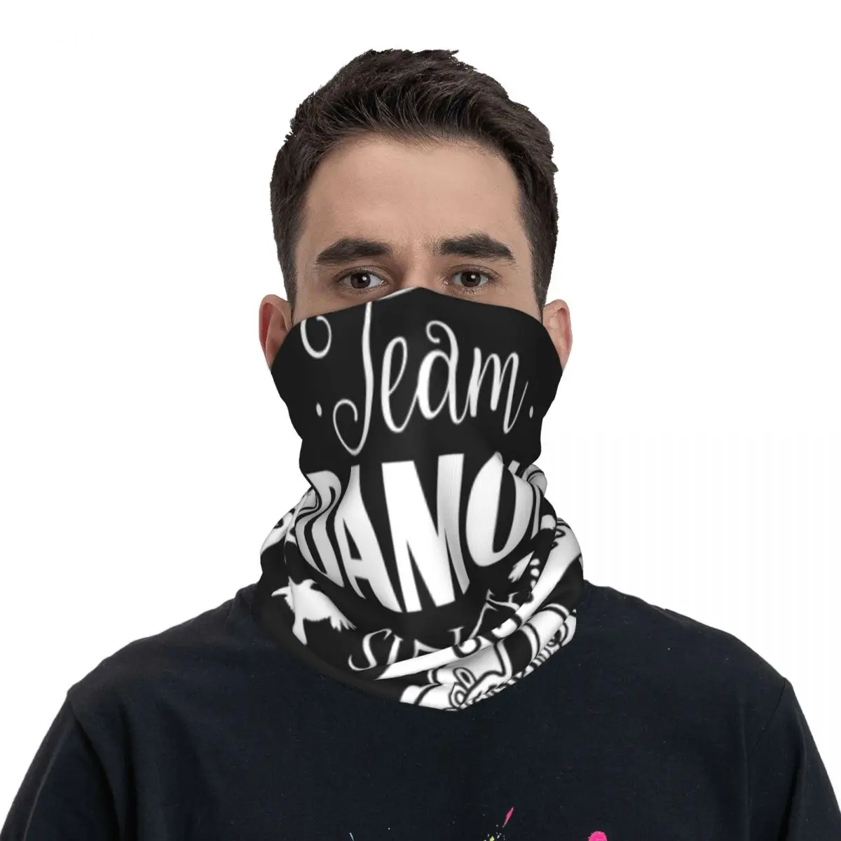 Команда Деймон с надписью Hello Brothers |