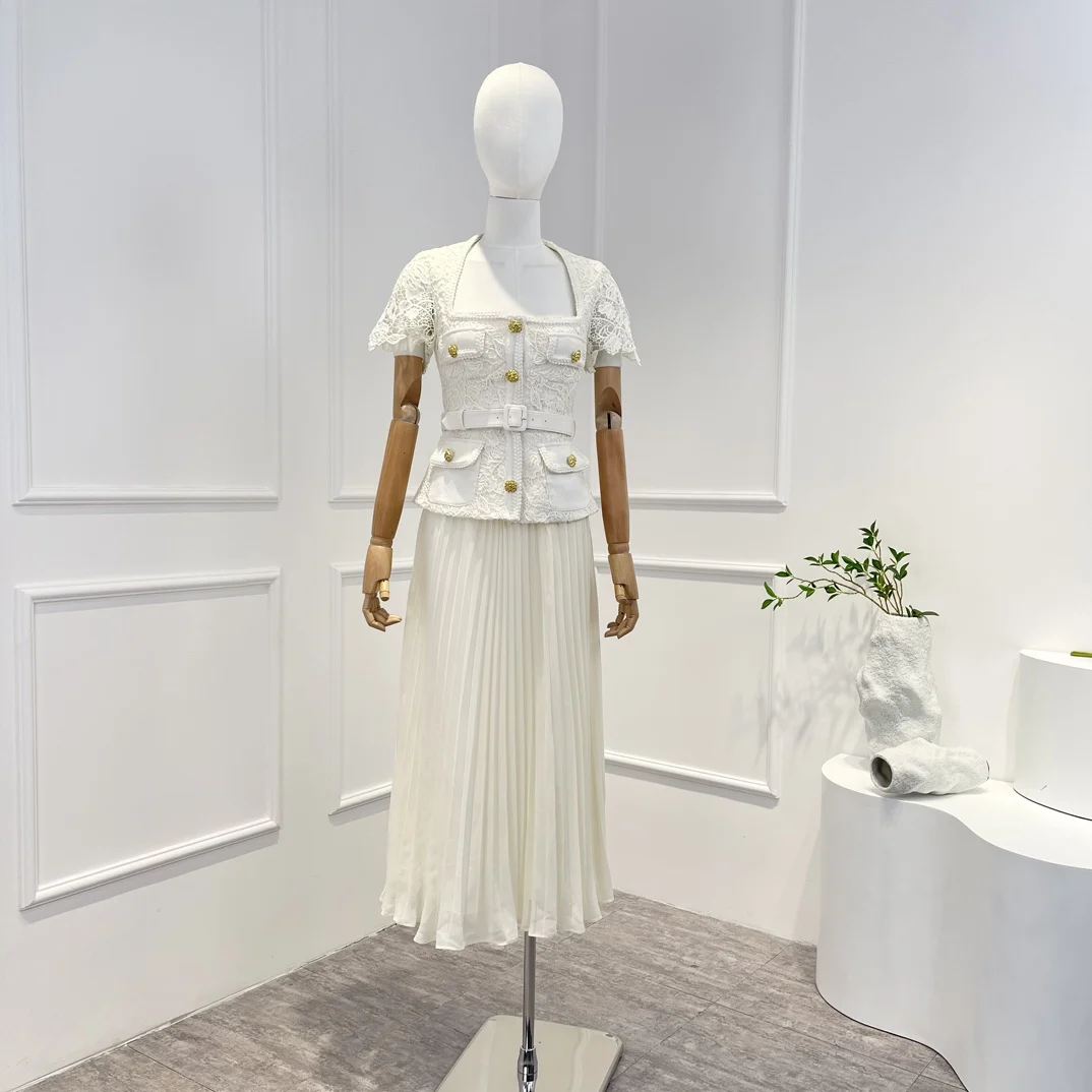 

New Arrival 2022 Spring Autumn Square Collar White Embroidery Lace Golden Button Stitching Pleated Midi Dress for Fashion Women