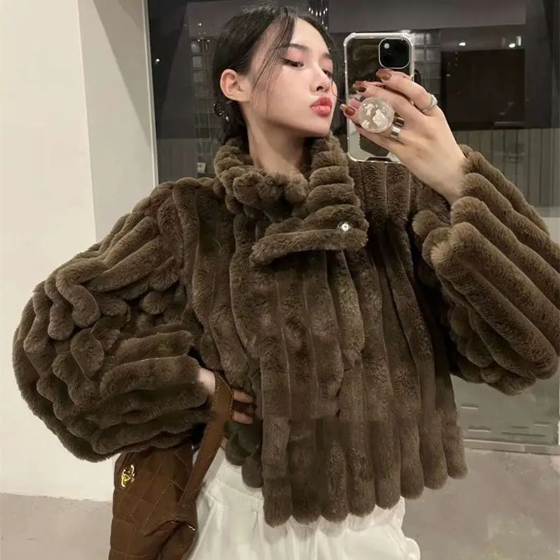 Parkas Women's Outdoors Coats Jackets 2022 Winter Fashion Faux Fur Stripe Splicing Turtleneck Warm Cardigan Casual Jacket Woman