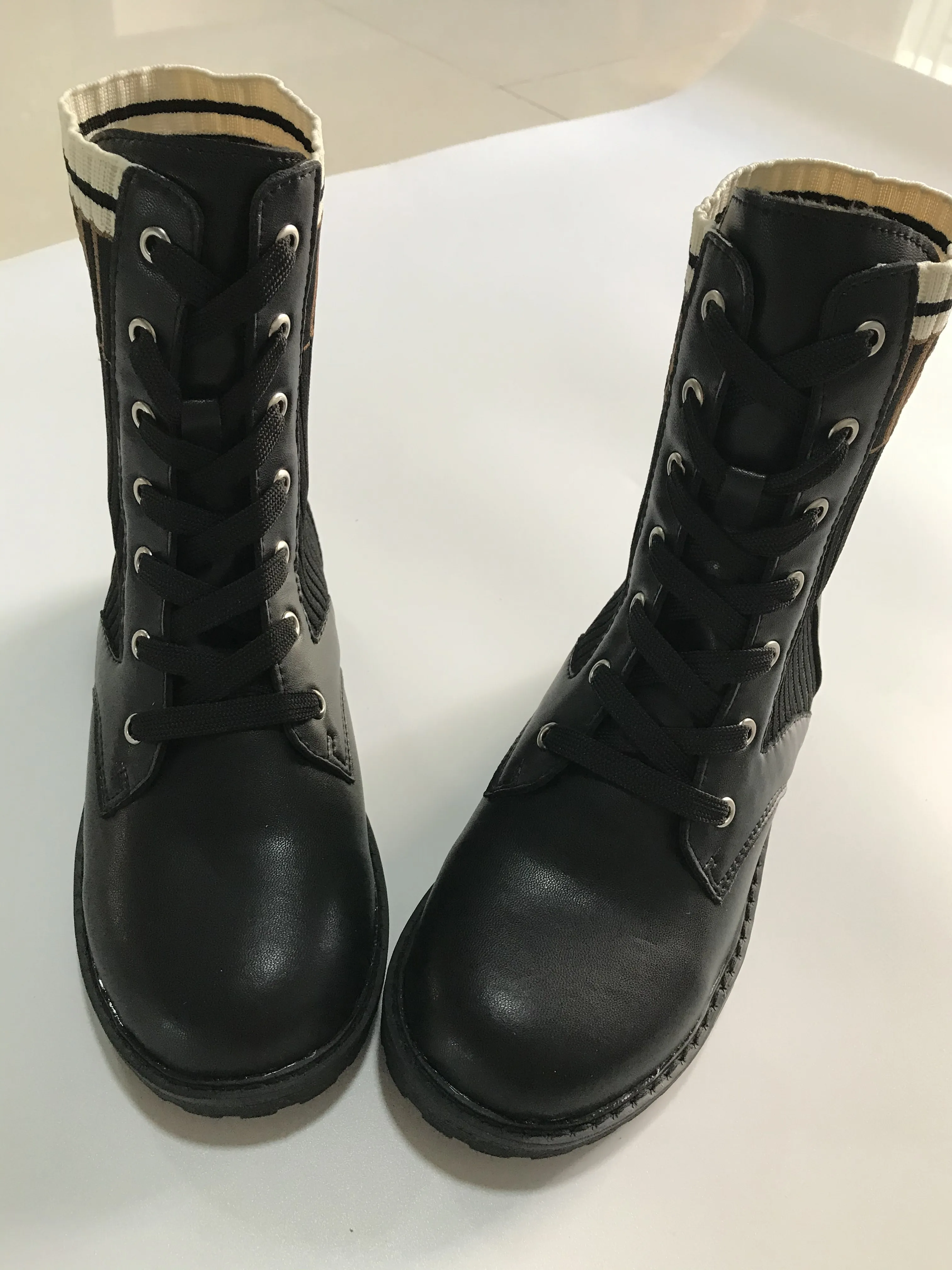 2022 Autumn and winter high-quality fashion brand black letter splicing strap Martin boots boys and girls shoes