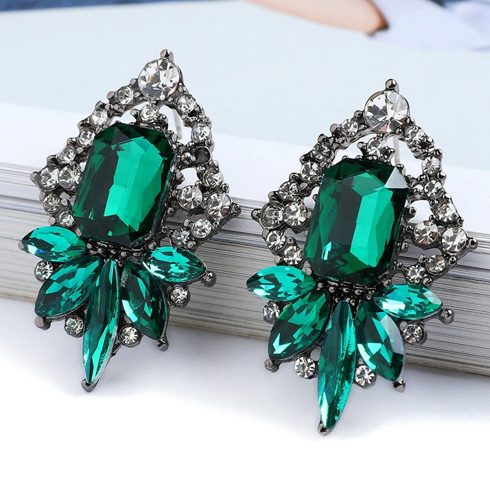 

Fashion Geometry Earrings Women's 2022 Fashion Luxury Design Shiny Crystal for Banquet Party Perforated Jewelry Premium Gift