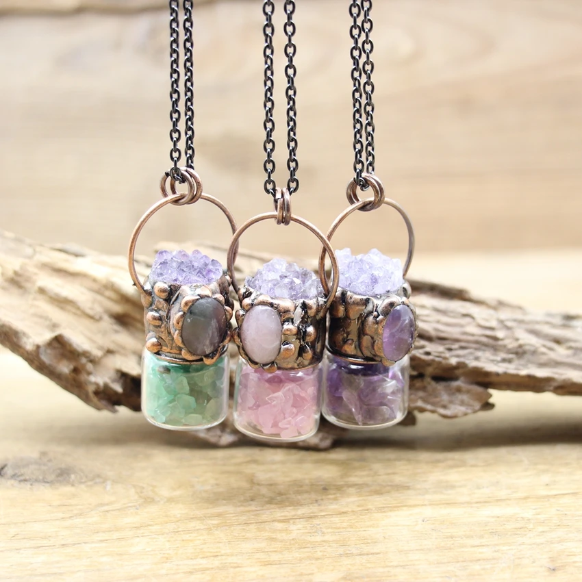 

Amethysts Druzy Caps Essential Oil Vial Pendants Necklaces Healing Crystal Fluorite Chips Reiki Energy Perfume Bottle QC1158