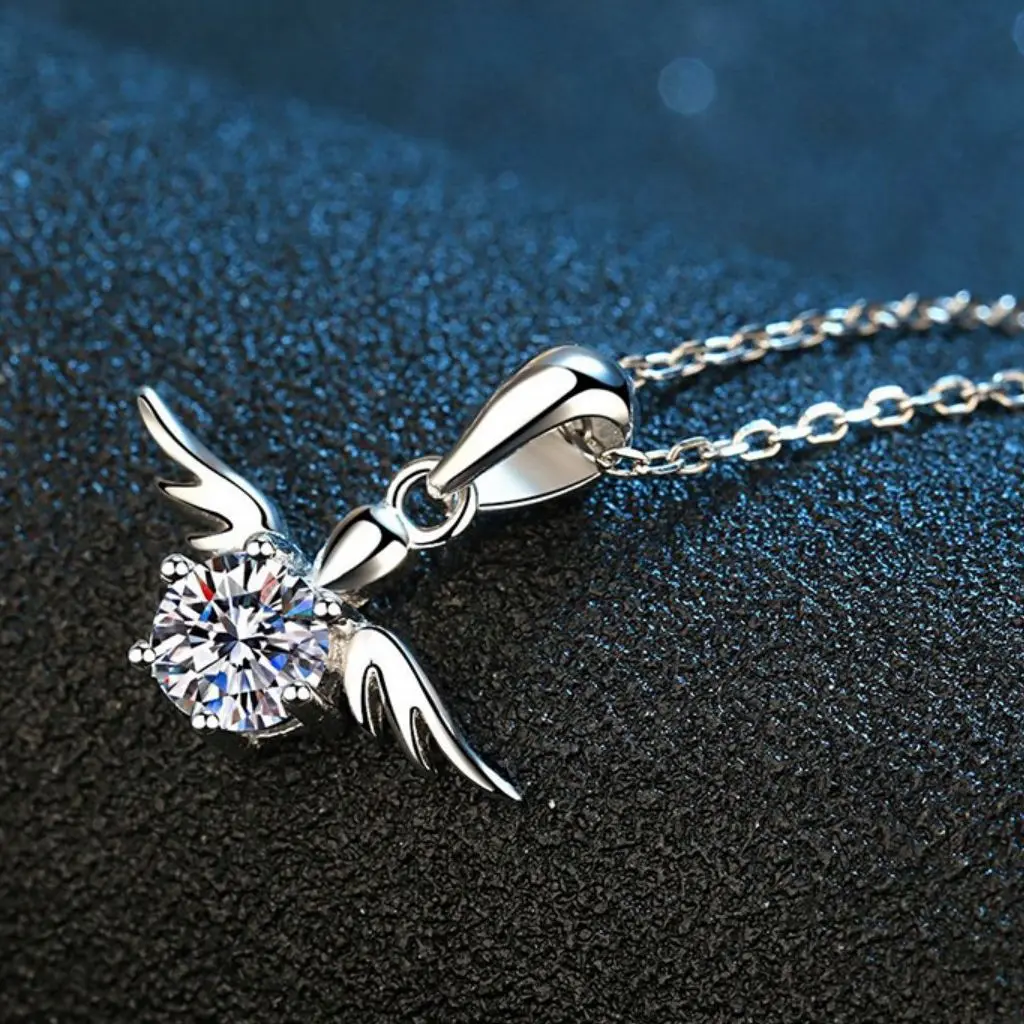 

GRA s925 Sterling Silver 18k Gold Plated Platinum Pendant Moissanite Necklace Angel Wings 50 Cents Moissanite Women's Jewelry