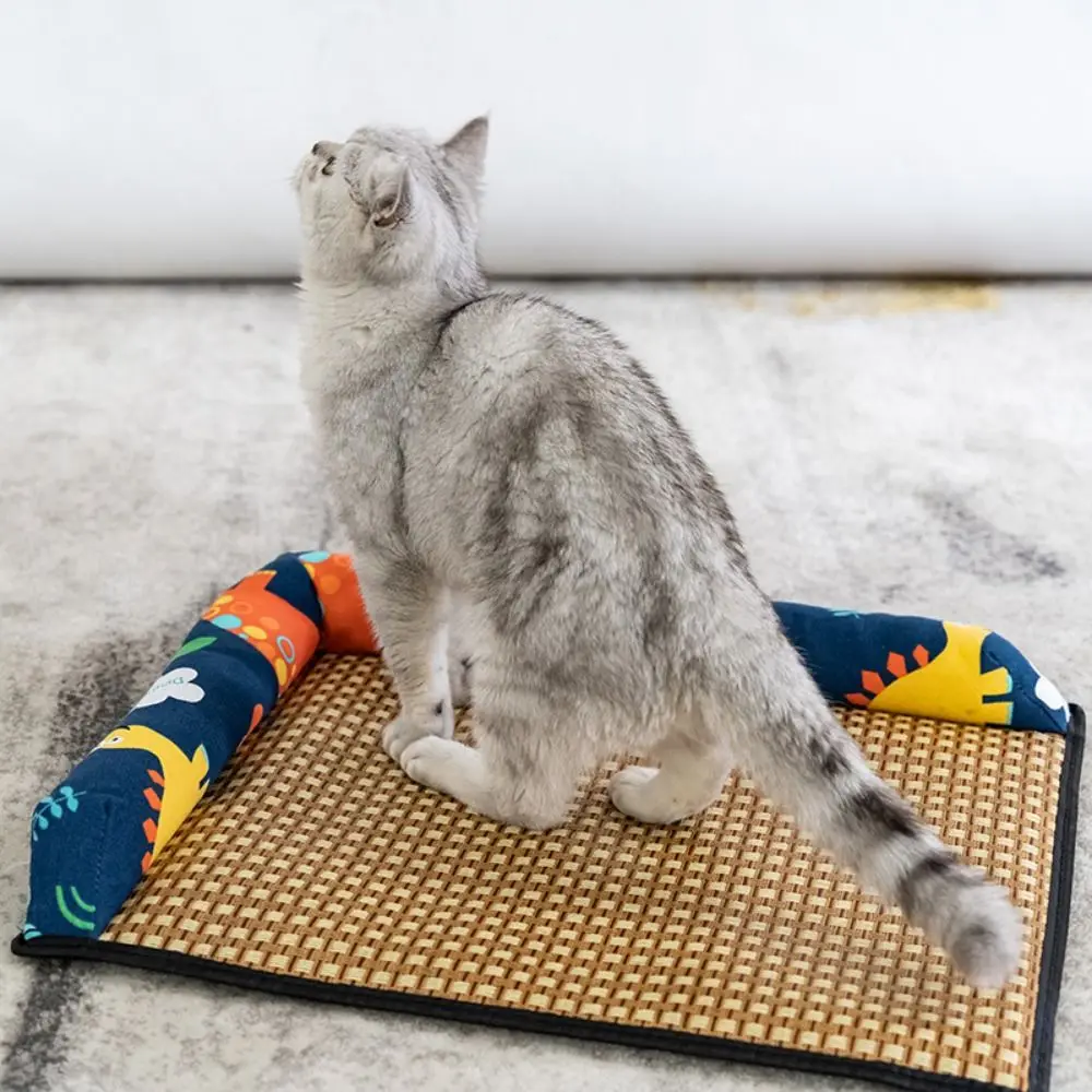 

L-Type Cute Breathable with Pillow Resistant Dirt Non-slip Cat Sleeping Mat Cat Mat Nest Pet Pad Dog Cushion