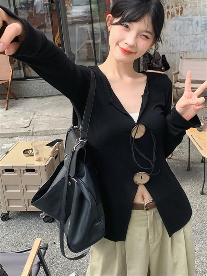 PLAMTEE узкие женские футболки однотонные повседневные с расклешенными рукавами