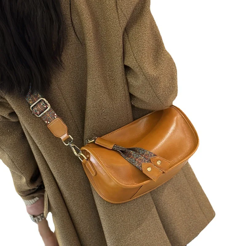 

Wide Shoulder Strap Underarm Bag for Women's Advanced Sense of Fashion 2023 New Soft Genuine Leather Messenger Purses Handbags