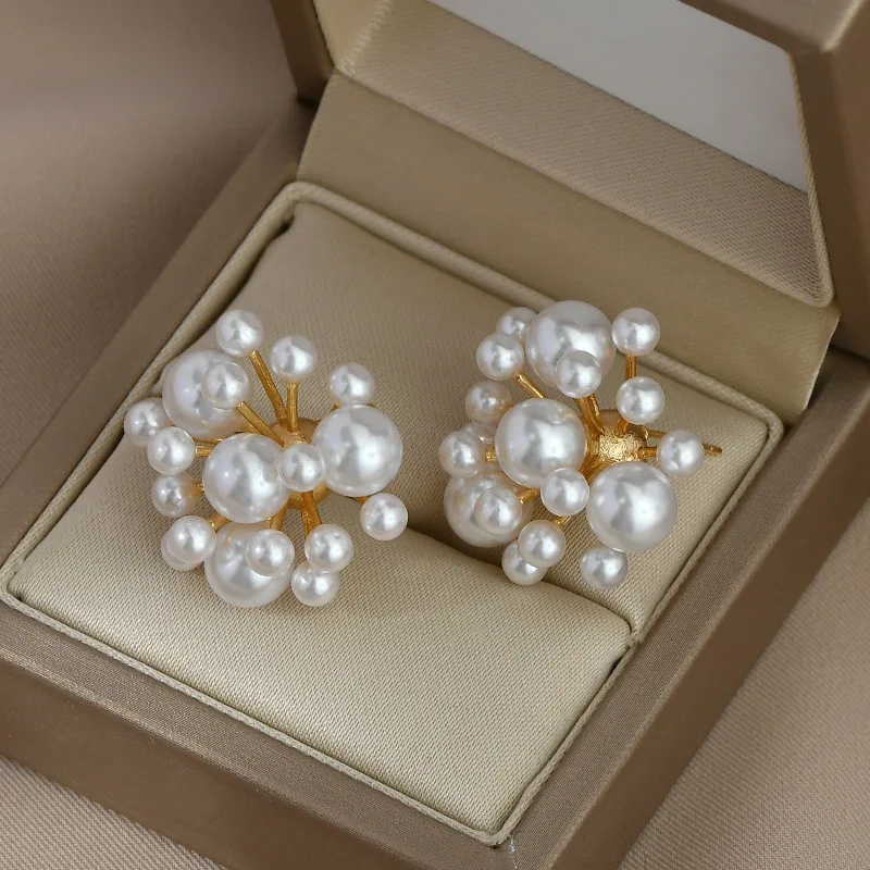 

Hot Fashion Imitation Pearl Fireworks Beautifully Stud Earrings for Women Hot Selling New Korean Earrings Party Jewelry Gifts