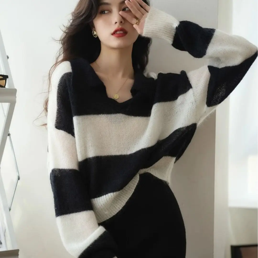 Женский кашемировый свитер с воротником поло