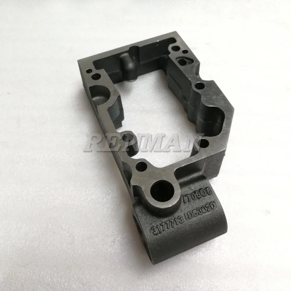 

Cummins K19 KTA19 K38 engine Rocker Lever Housing 3177713 3039097