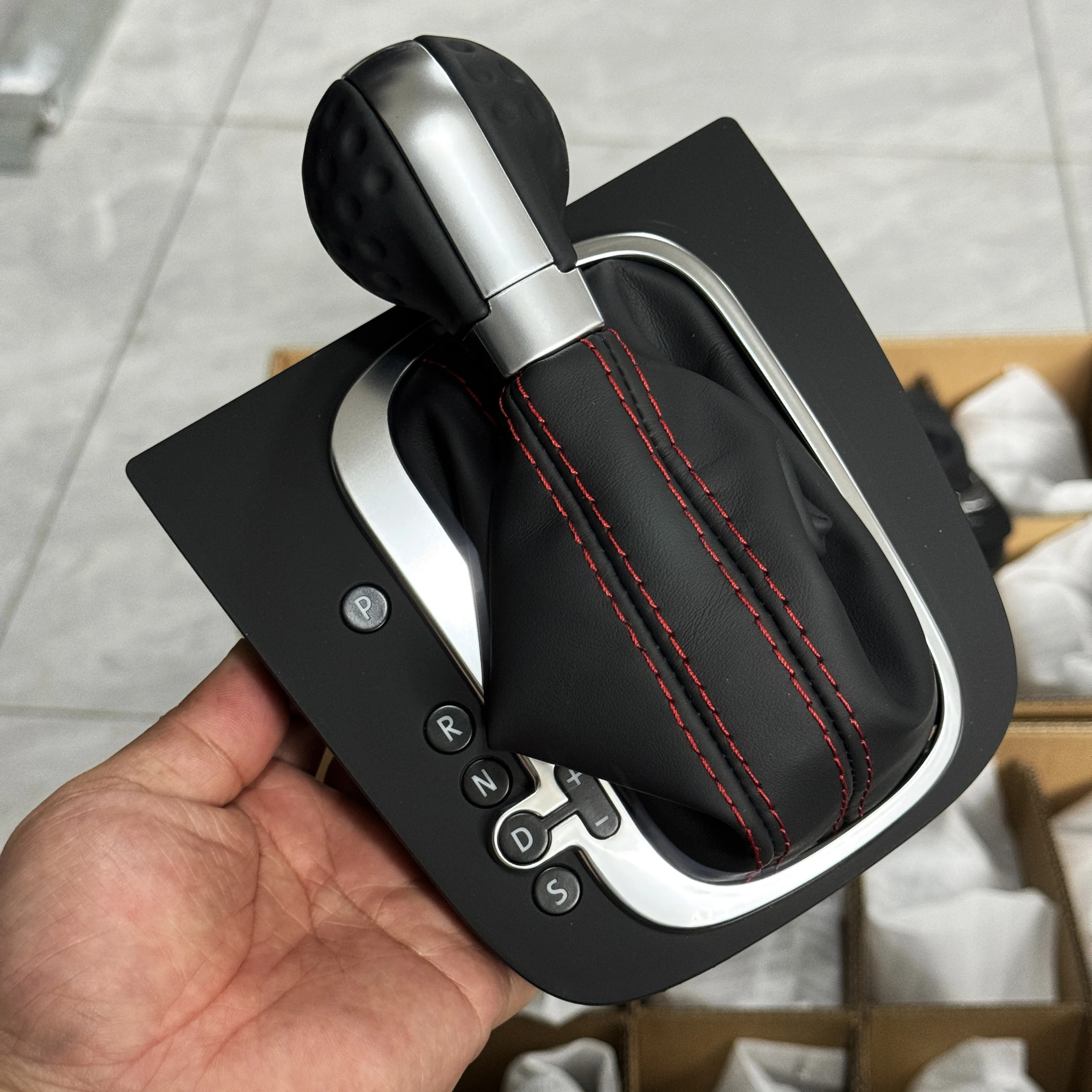 

Ручка переключения передач подходит для Volkswagen Golf 6, 5 GTI, MK6, MK5, рычаг автоматической коробки передач с панелью, автомобильные аксессуары