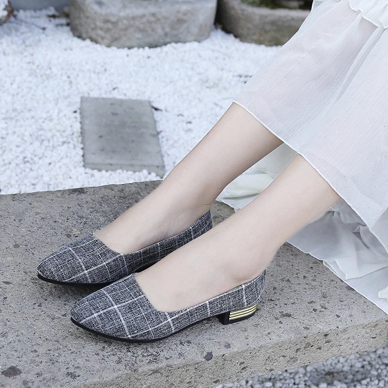 

2021 Women's Casual Flat Shoes Spring and Autumn Cotton Rubber Sole Female Loafers Jeans Shoes Plus Size Women's Shoes 35-42