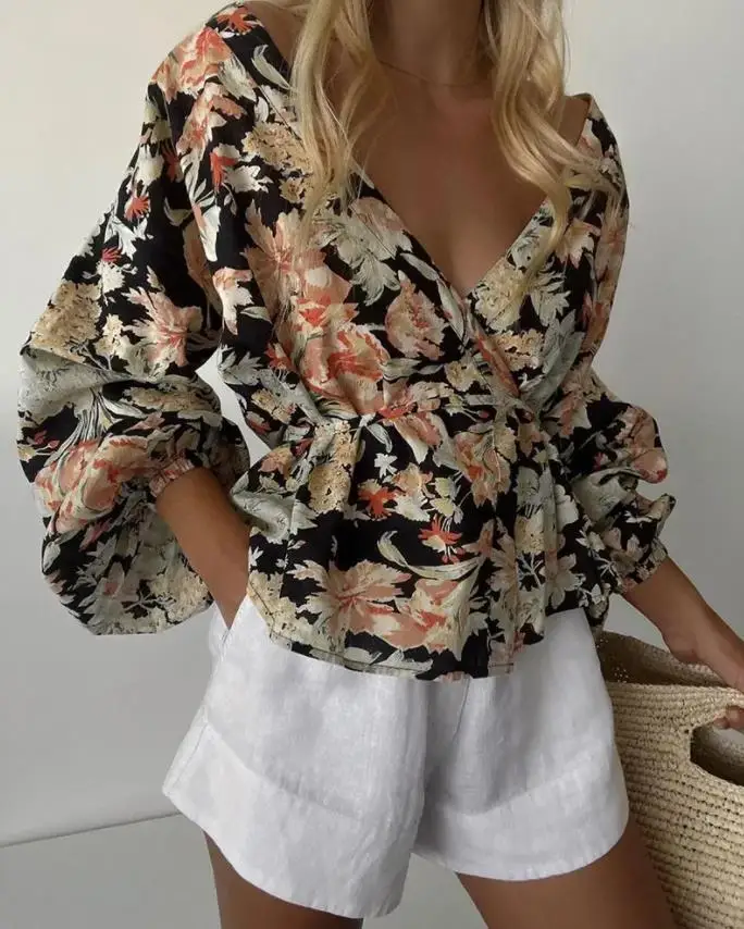 

V Neck Loose Shirt Elegant 2022 Spring Summer Fashion Woman Tops Office Lady Lantern Sleeve Floral Print V-Neck Top for Women