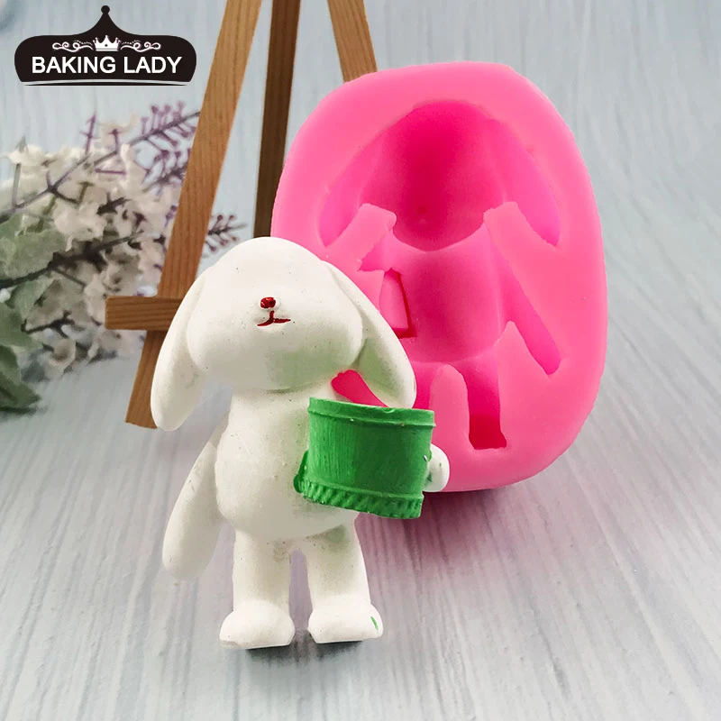 

Cartoon Holding Bucket Bunny Silicone Mould Lop Rabbit Aromatherapy Plaster Mould Pudding Ice Cream Baking Cake Mould