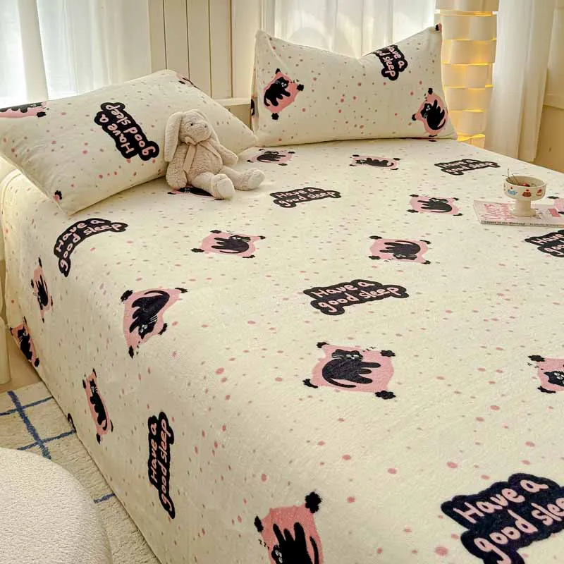 Зимняя мультяшная молочная бархатная простыня цельная утолщенная коралловая