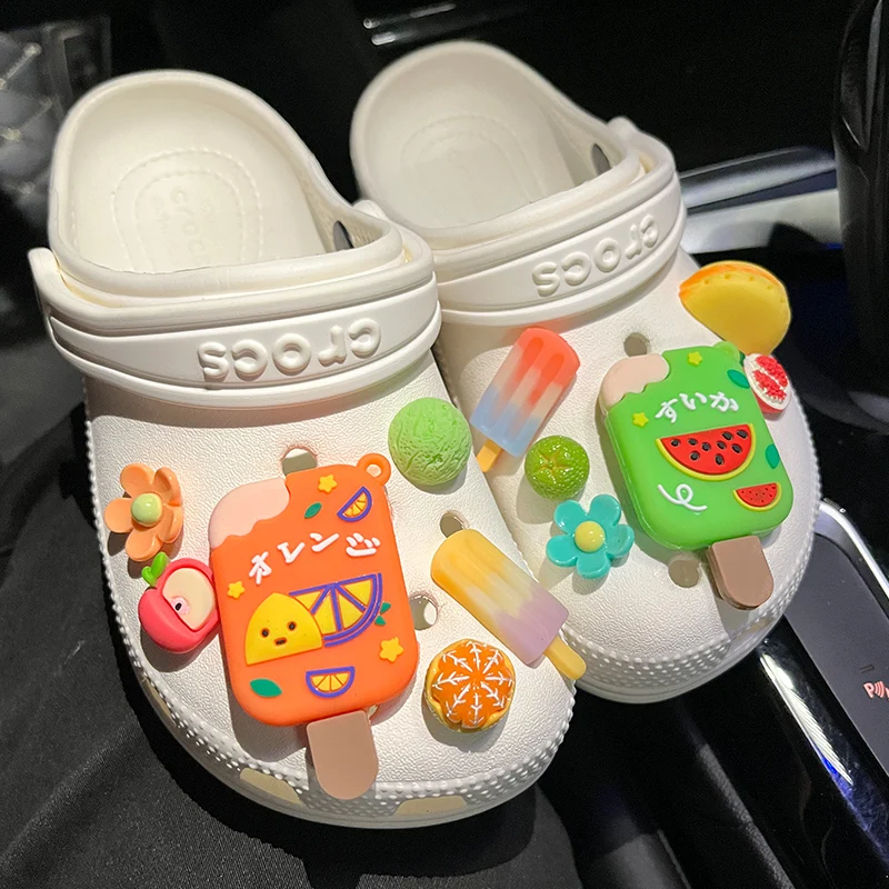 

Hot Sale 1pcs 3D Ice Cream Croc Charms Designer DIY Anime Shoes Decaration for Croc Jeans Badges Clogs Gifts Wholesale Retail