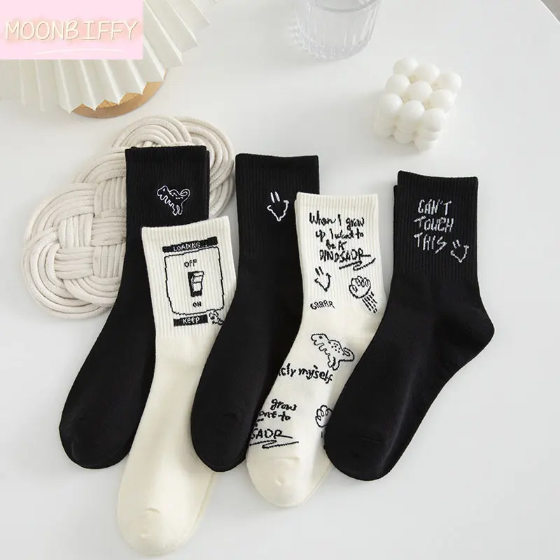 

New Socks Women Black and White Graffiti Ins Trend Women's Socks Sports Street Cartoon Embroidery Socks
