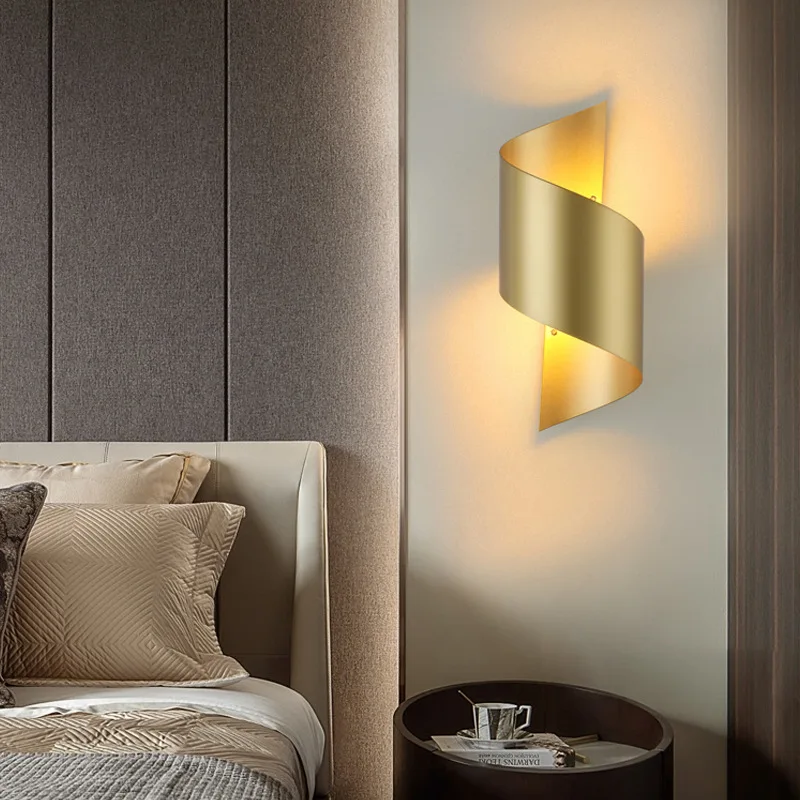 

Modern Minimalism Bedside Wall Lamp Gold Metal Iron Art Lampshade Bracket Light Bedroom Hotel Corridor Stair Led Lights Fixtures