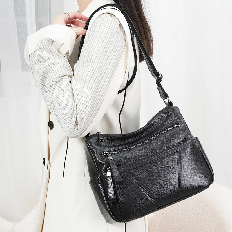 

Crossbody Bags