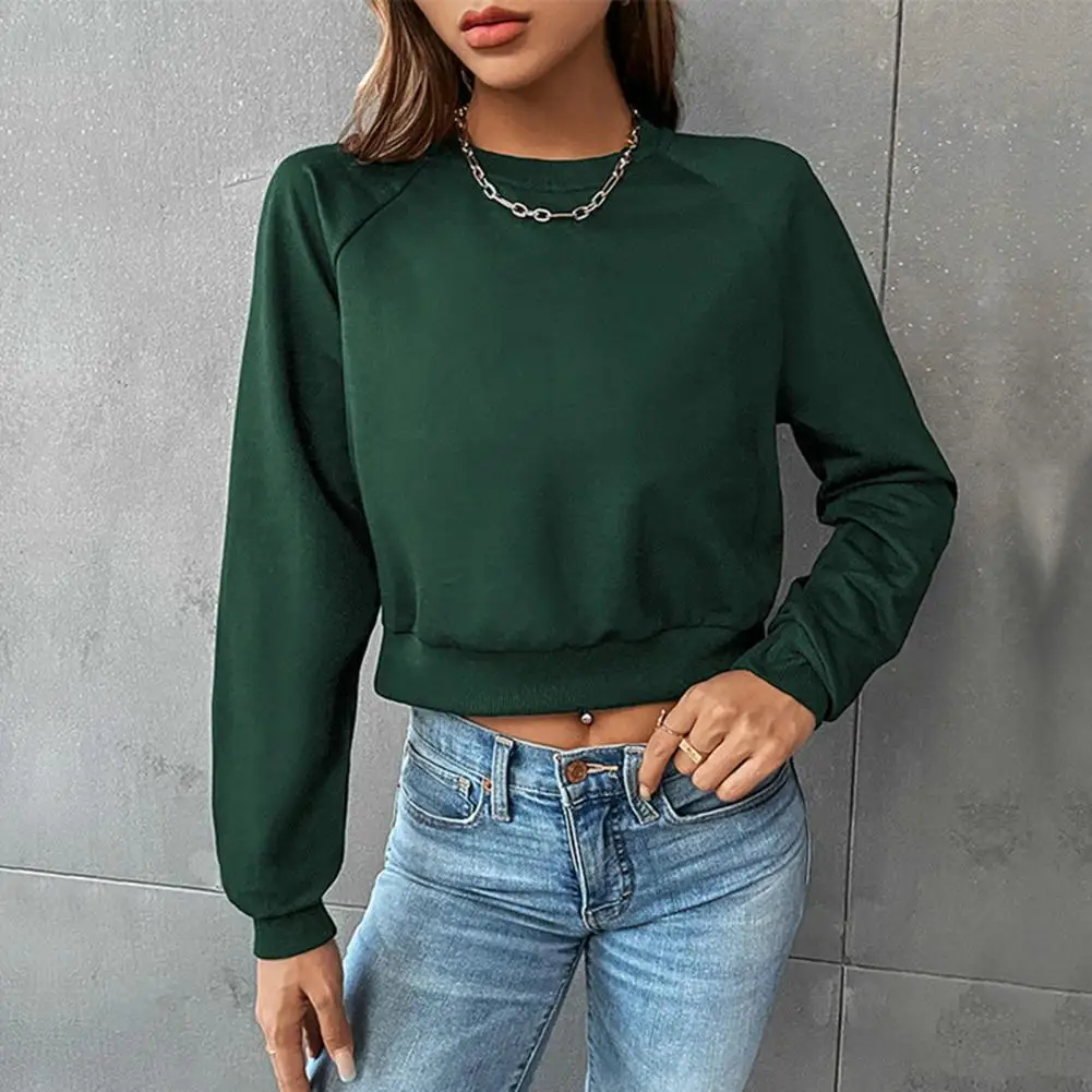 

The elastic hem of women's sweater can well cover your fat, making you look very thin. Everyday Wear, Dating, Festivals