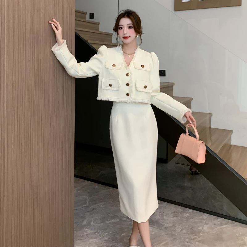 

Женский офисный костюм UNXX, новый минималистичный костюм во французском аристократическом стиле, короткая куртка и юбка миди, комплект из двух предметов, Осень-зима 2023