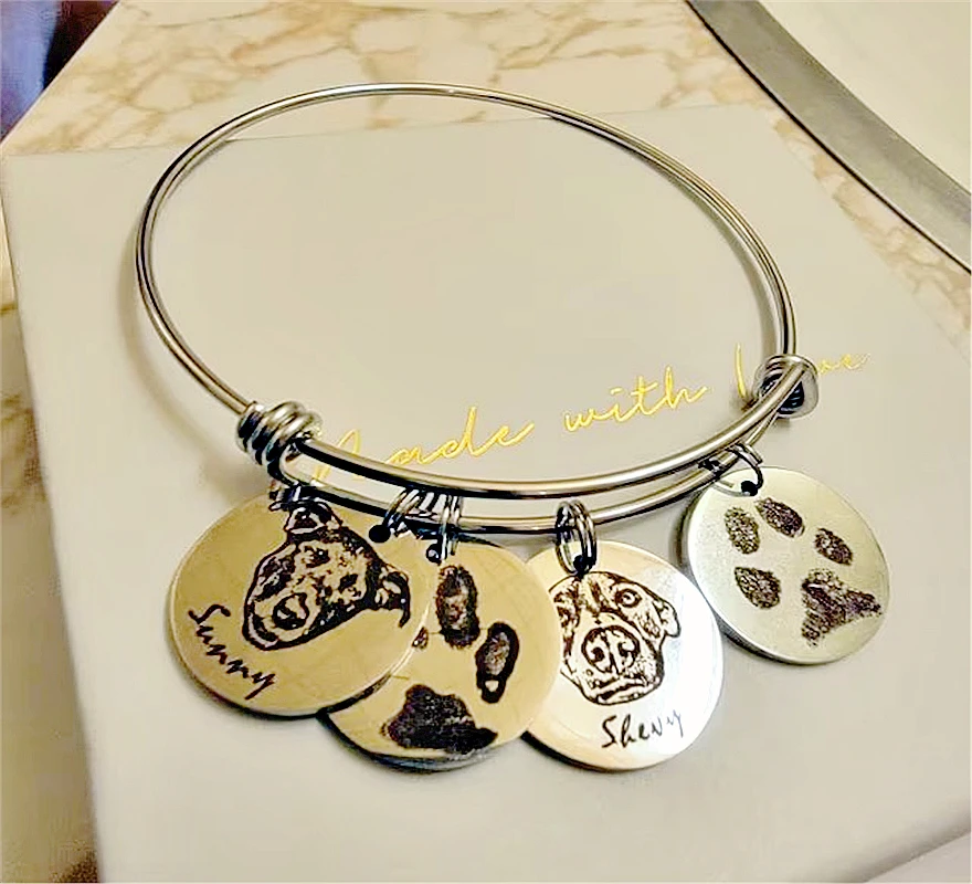 

Custom Pet Photo Name Bracelet For Women Personalized Portrait Round Pendant Jewelry Chain Pet Lover Loss Memorial Gift