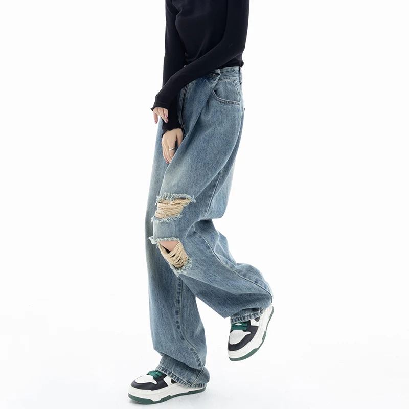 Рисунок 4 - Рваные джинсы женские на молнии