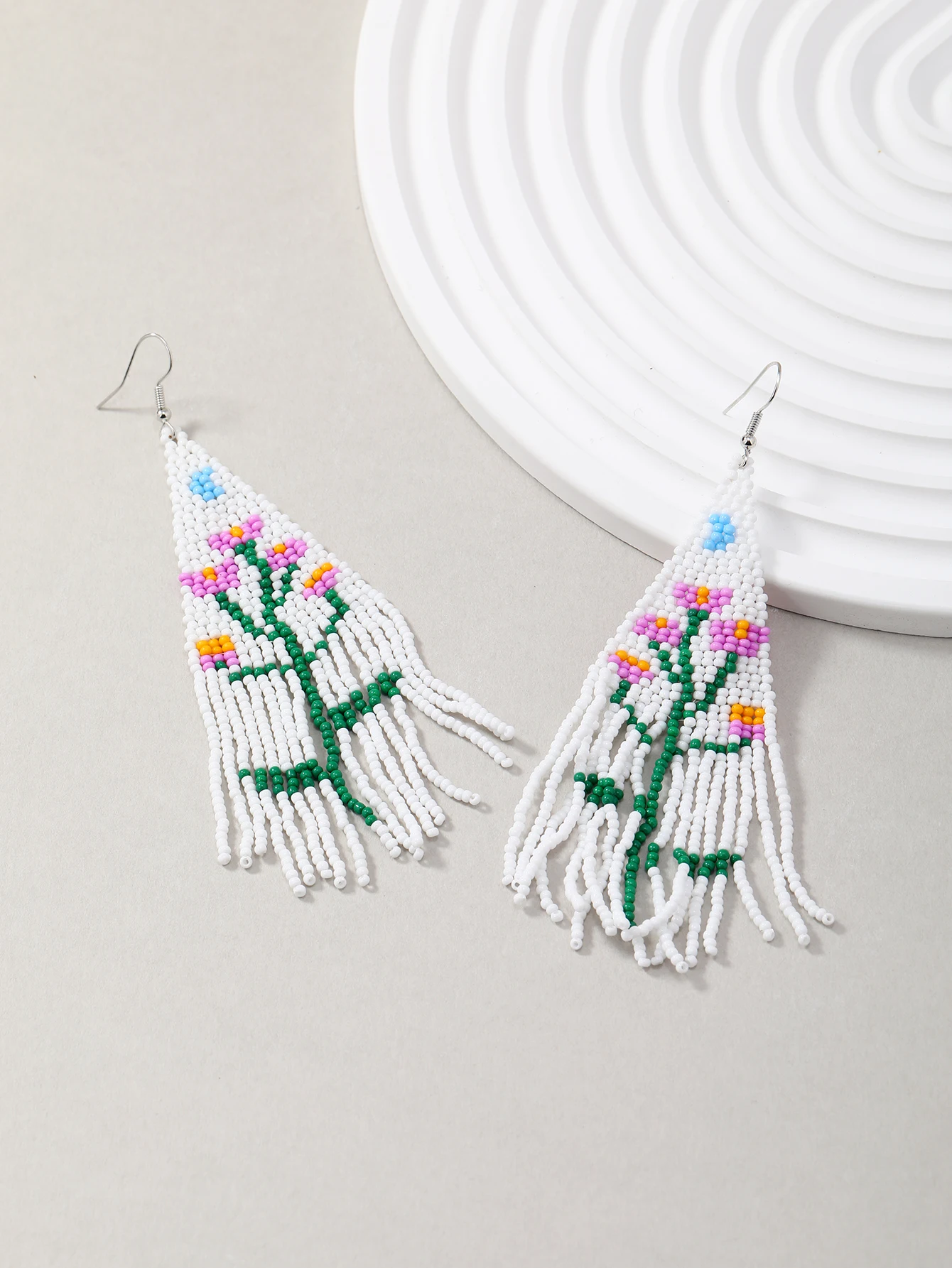 Bohemian Beaded Earrings Tassel Fashion Earring for Women Handmade Geometric Flower Pattern Ear Rings Summer Jewelry