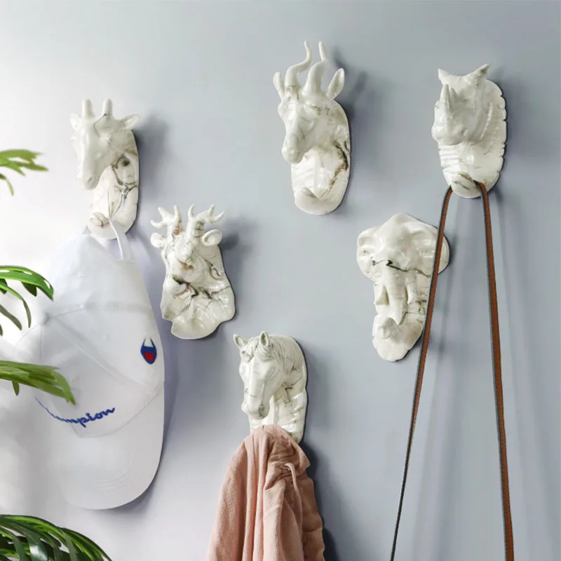 

Nordic Creative Animal Hook Deer Head Coat Hooks Key Holder Room Organizer Home Decoration Accessories Resin Crafts