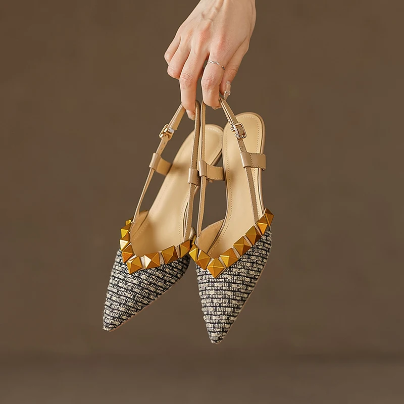 

Женские босоножки из натуральной кожи, с острым носком, из воловьей и свиной кожи, с металлическими заклепками, разные цвета, лето 2023