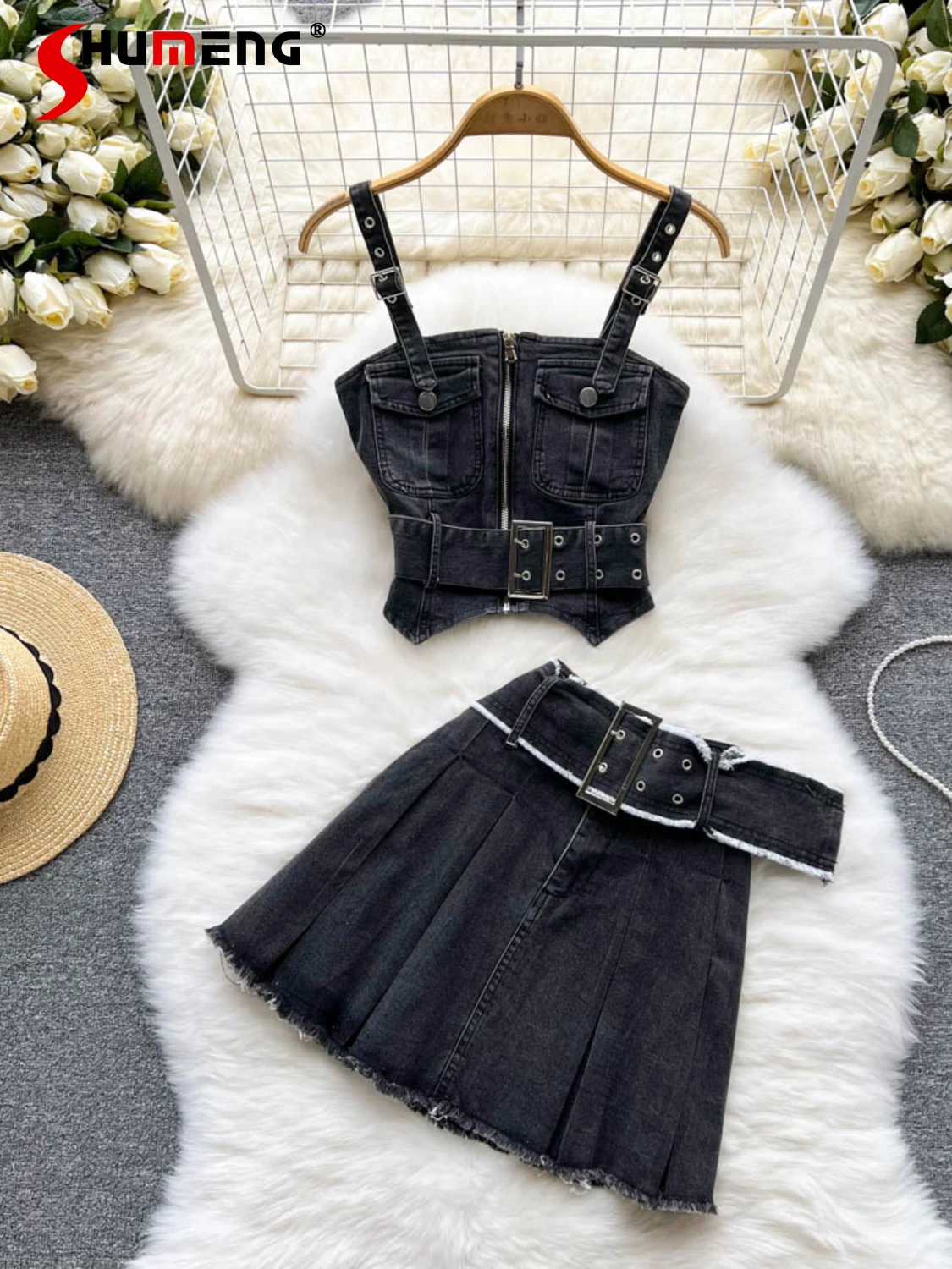 

Retro Denim Skirt 2-Piece Set Women 2022 Summer New Camisole Tops Outerwear Women + High Waist Pleated Mini Skirt Two-Piece Suit