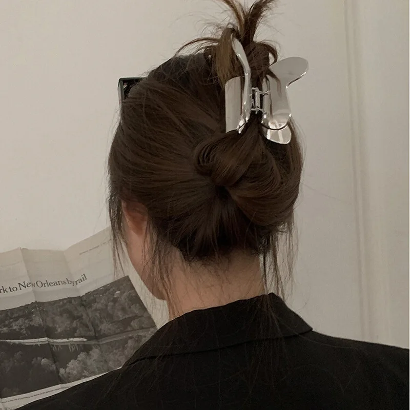 

Женская винтажная шпилька для волос, элегантная металлическая шпилька серебряного цвета в форме бабочки, аксессуар для волос, 2022