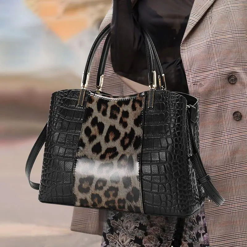 

Новинка 2023, модная дамская сумочка из натуральной воловьей кожи с леопардовым принтом, вместительная сумка на одно плечо, сумка через плечо, кошельки Sac Gg