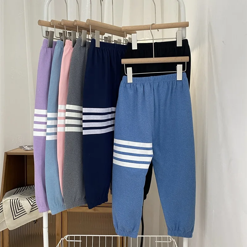 

Детские тонкие бархатные повседневные брюки с четырьмя штанинами на осень и зиму двусторонние спортивные брюки с бахромой для мальчиков и ...