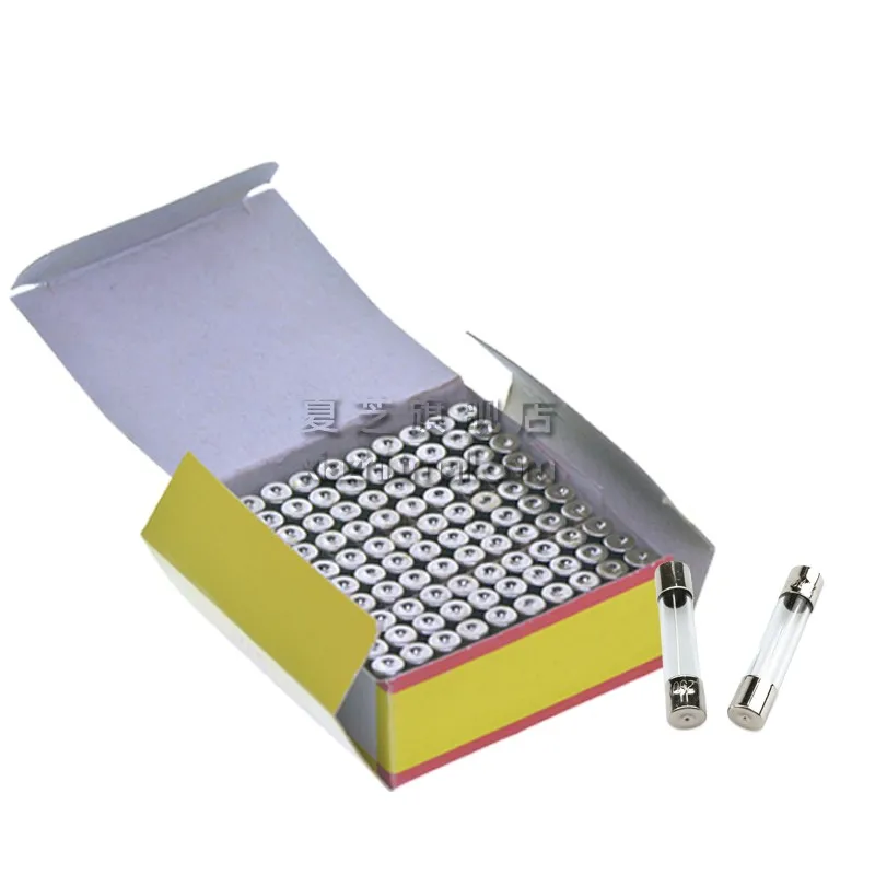 

Стеклянные предохранители 6x30 мм