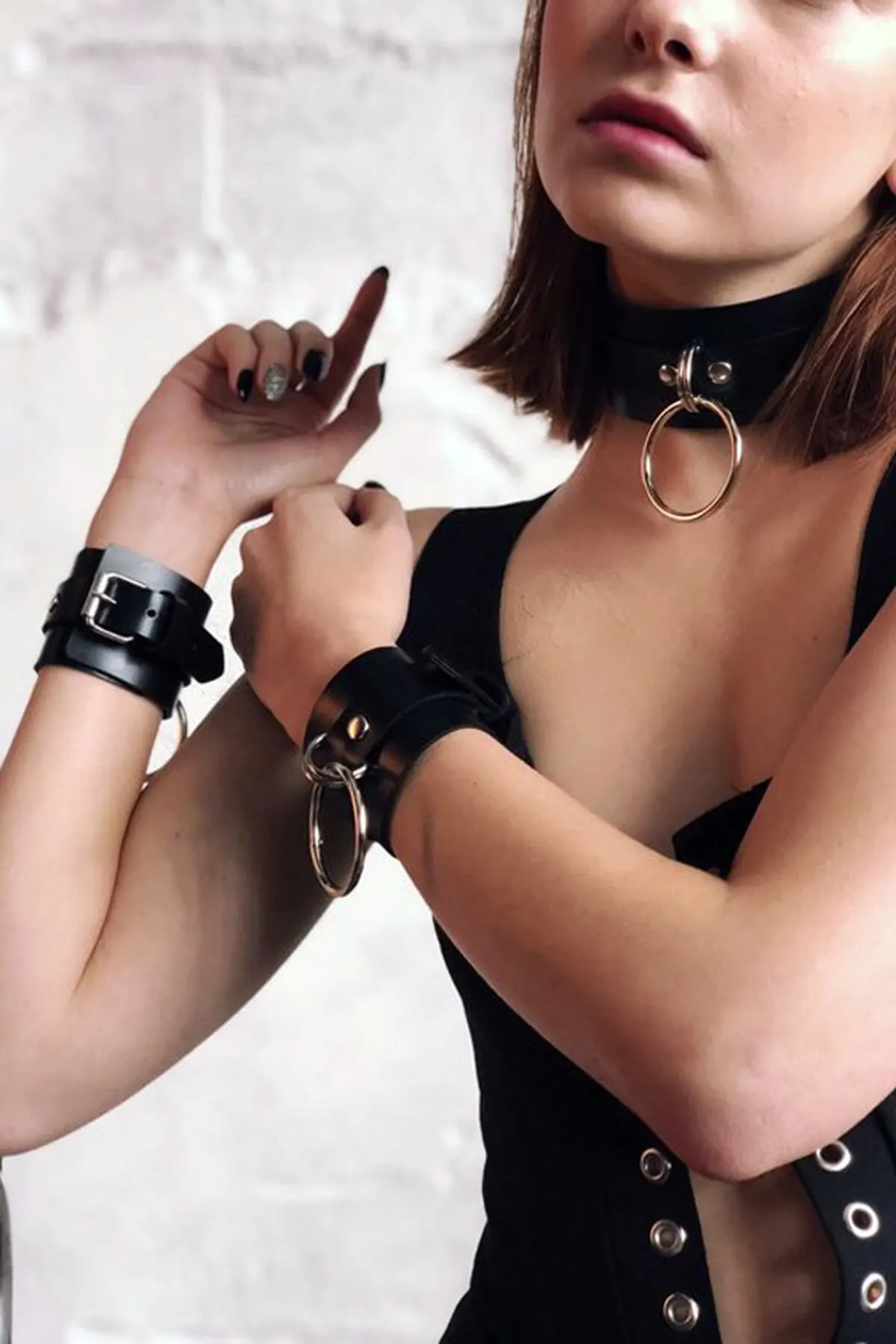 

Fancy Leather Colar and Bracelet Set, Girlish Style Choker, Se, Fantasy Fetish Accessory, bondage Women - PNT241