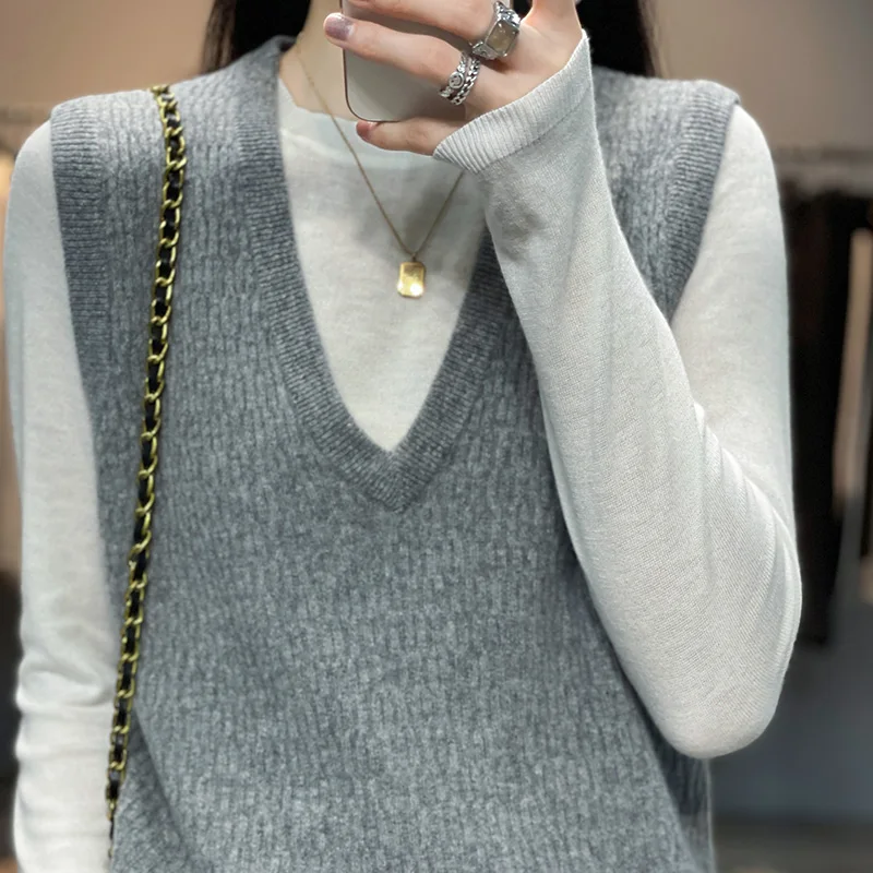 

New women's V-neck wool vest sleeveless knit loose cashmere sweater