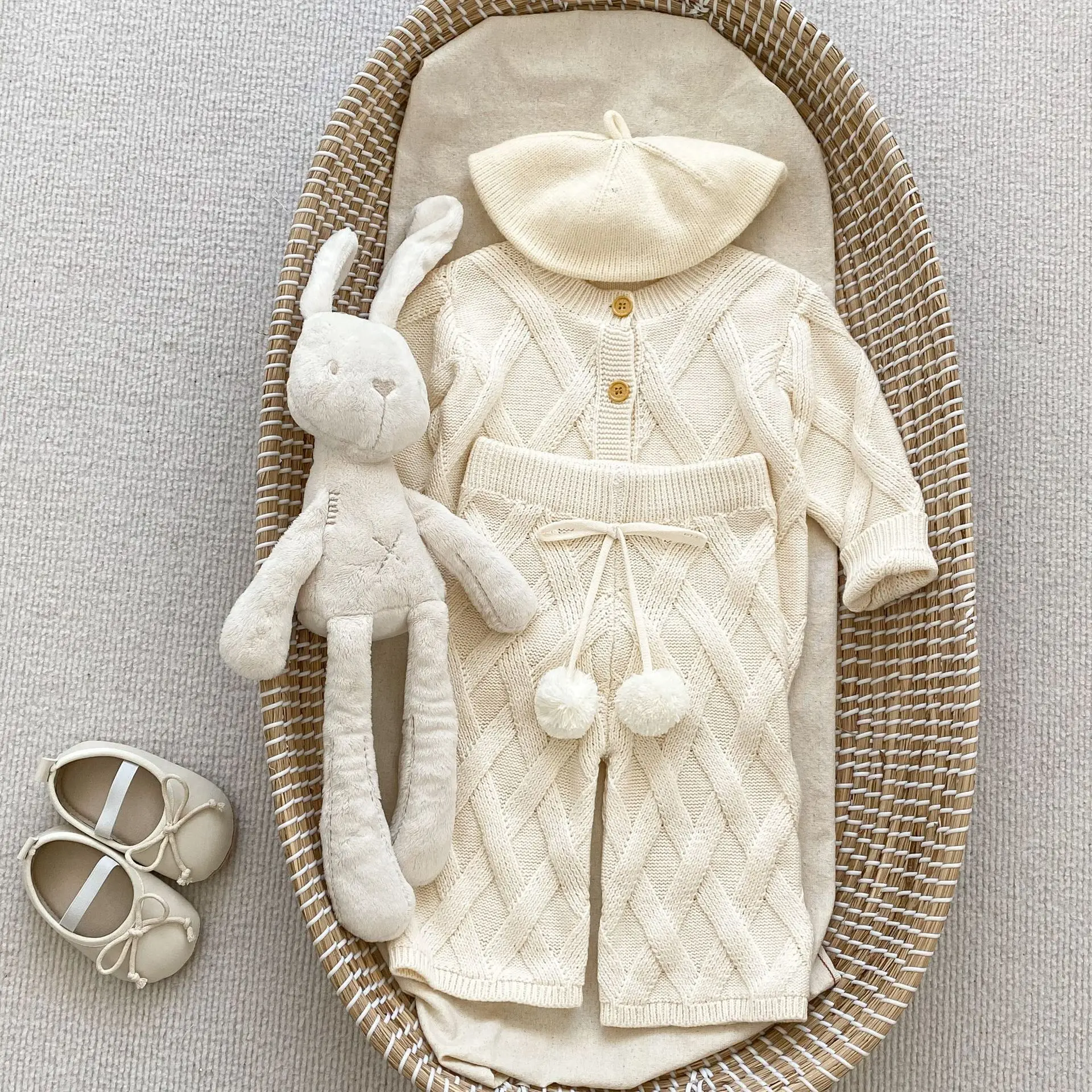 Осень 2023 новинка одежда для маленьких девочек Детский комплект из 2 предметов