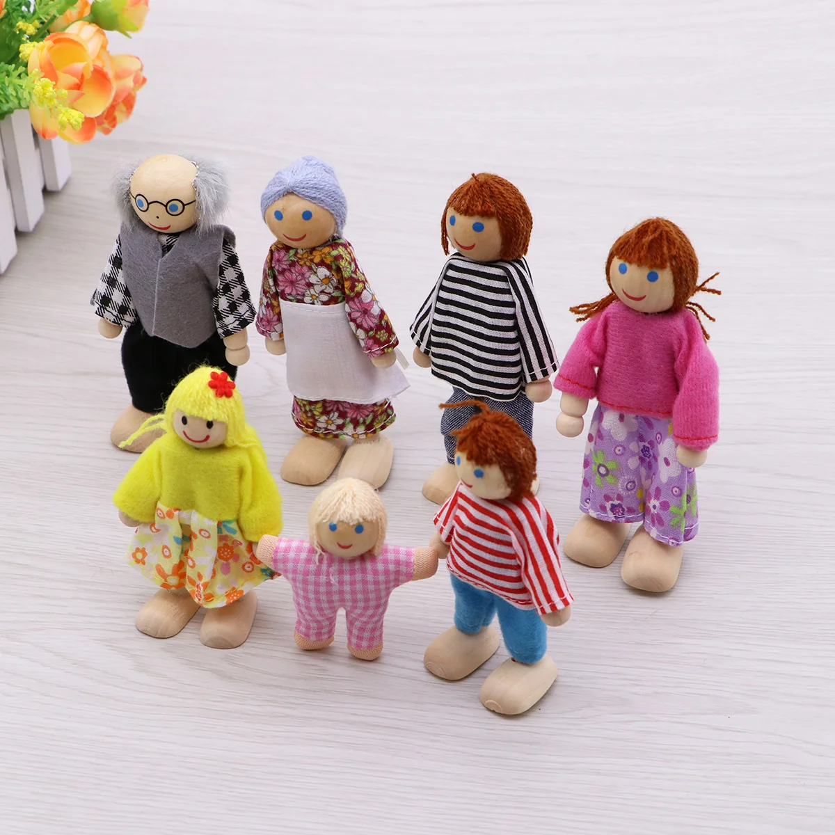 

Familywooden Dollshouse Toys Play Set People Figurespretend Mini Pretent Kids Happy Accessories Playset Toy Wood Role Gift Dress