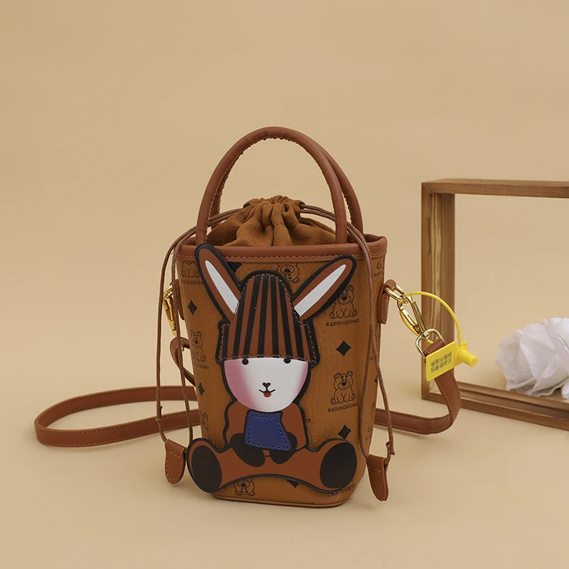 

Маленькие квадратные сумки для женщин, новинка 2022, роскошные дизайнерские кошельки и сумочки, модные кожаные милые сумки через плечо с муль...