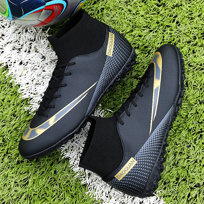 2022 Hot Fashion New Specialized Football Shoes Mens High Ankle Sports Shoes Lightweight Football Shoe Men Outdoor Soccer Shoes