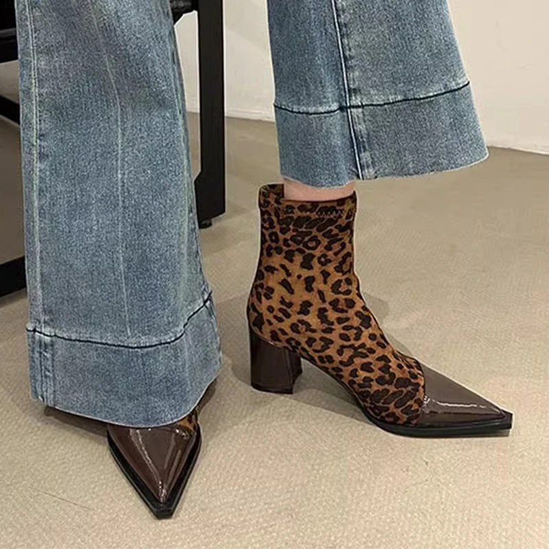 Сексуальные женские ботильоны с леопардовым принтом туфли на высоком каблуке
