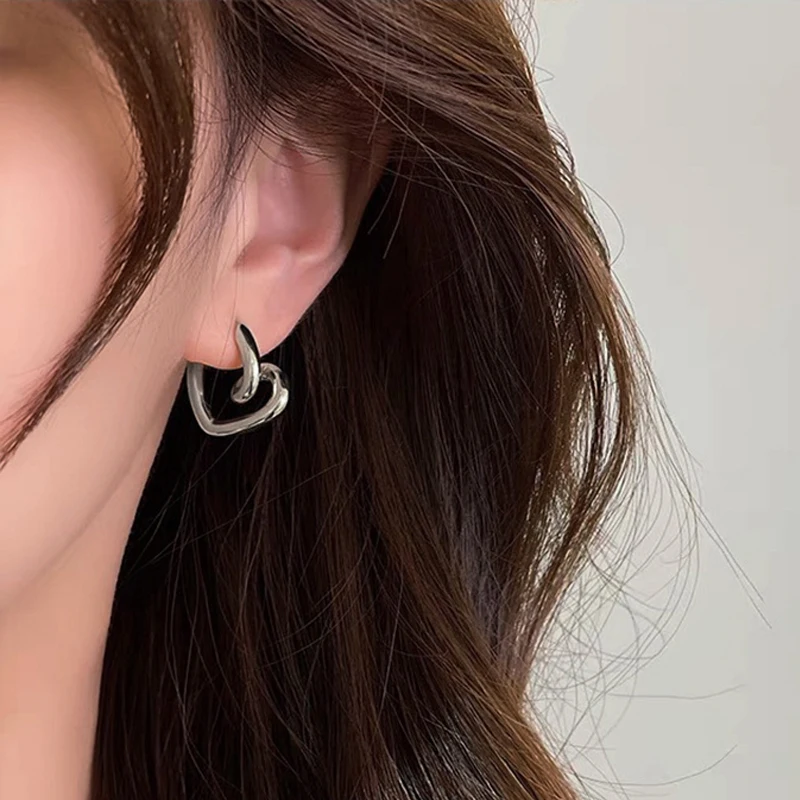 

S925 Needles Twisted Heart Earrings for Women Gold Plated Earring Simple Ear Studs Delicate Party Jewelry Female Gifts