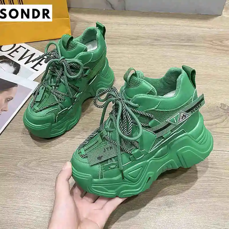 

Winter Women Chunky Warm Sneakers Breathable Mesh Casual Shoes 9CM Wedge Heels Platform Boots Chaussures Femme Plush Dad Sneaker