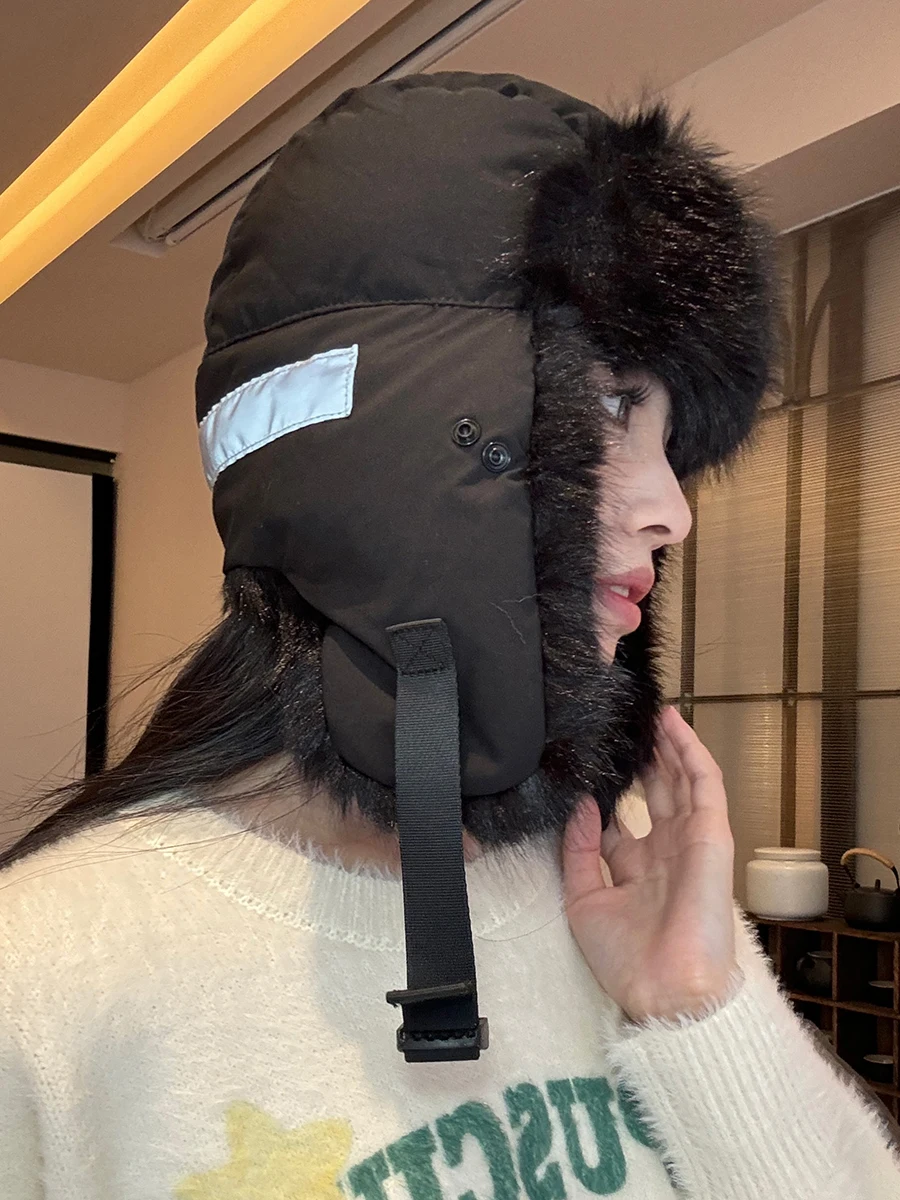 Лыжная шапка женская зимняя на флисовой подкладке утолщенная уличная